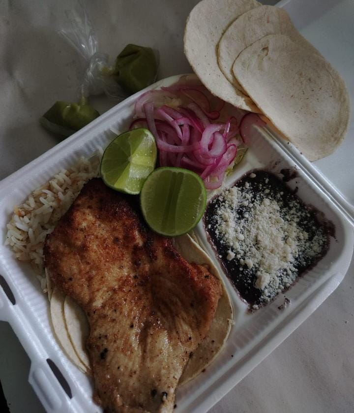 Milanesa de Pollo Empanizado