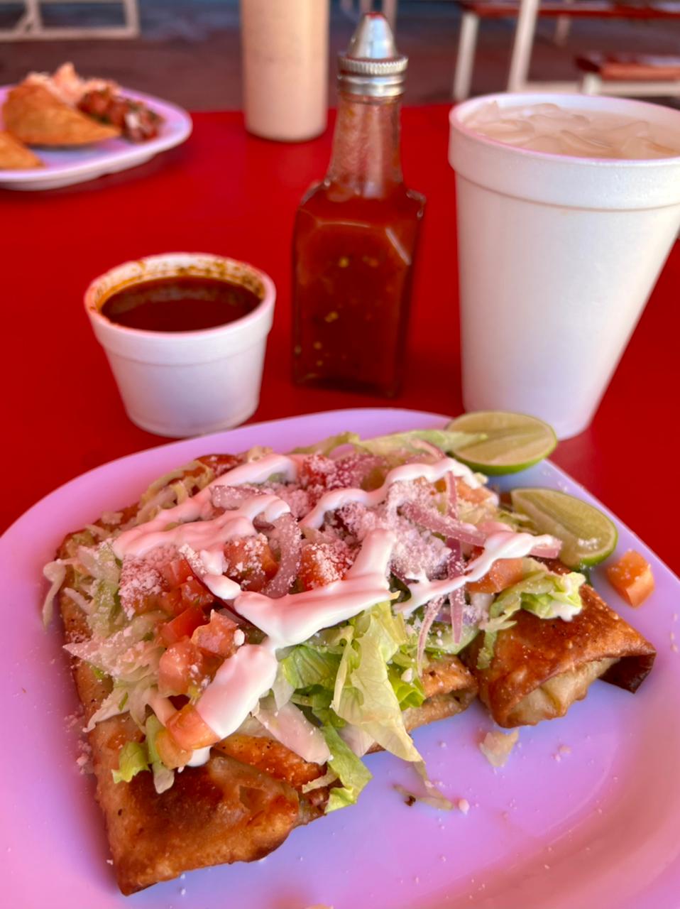 Paquete 9 Chimichangas Frijol + 3 Consomé 4oz