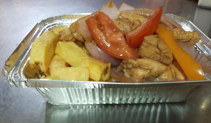 SALTADO DE POLLO