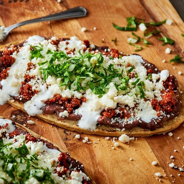 Huarache de huevo estrellado