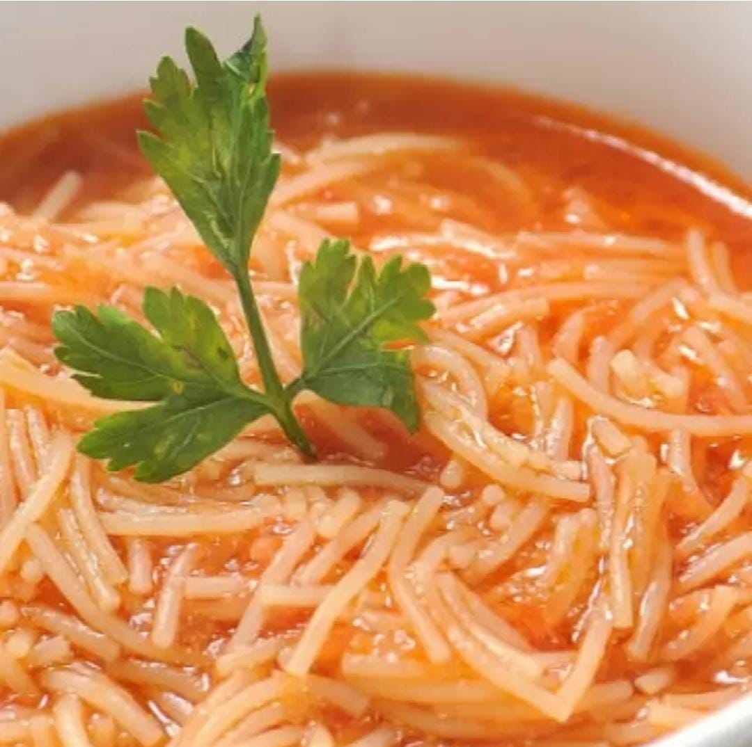 Sopa  aguada del día !!🍜