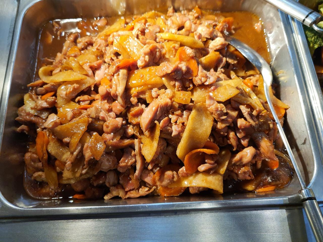 Pollo con salsa teriyaki