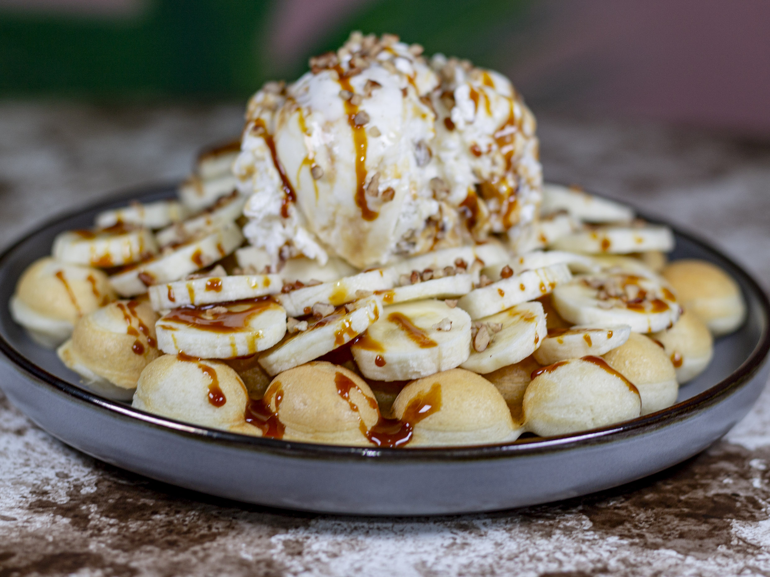 Bubble Waffle Cajeta