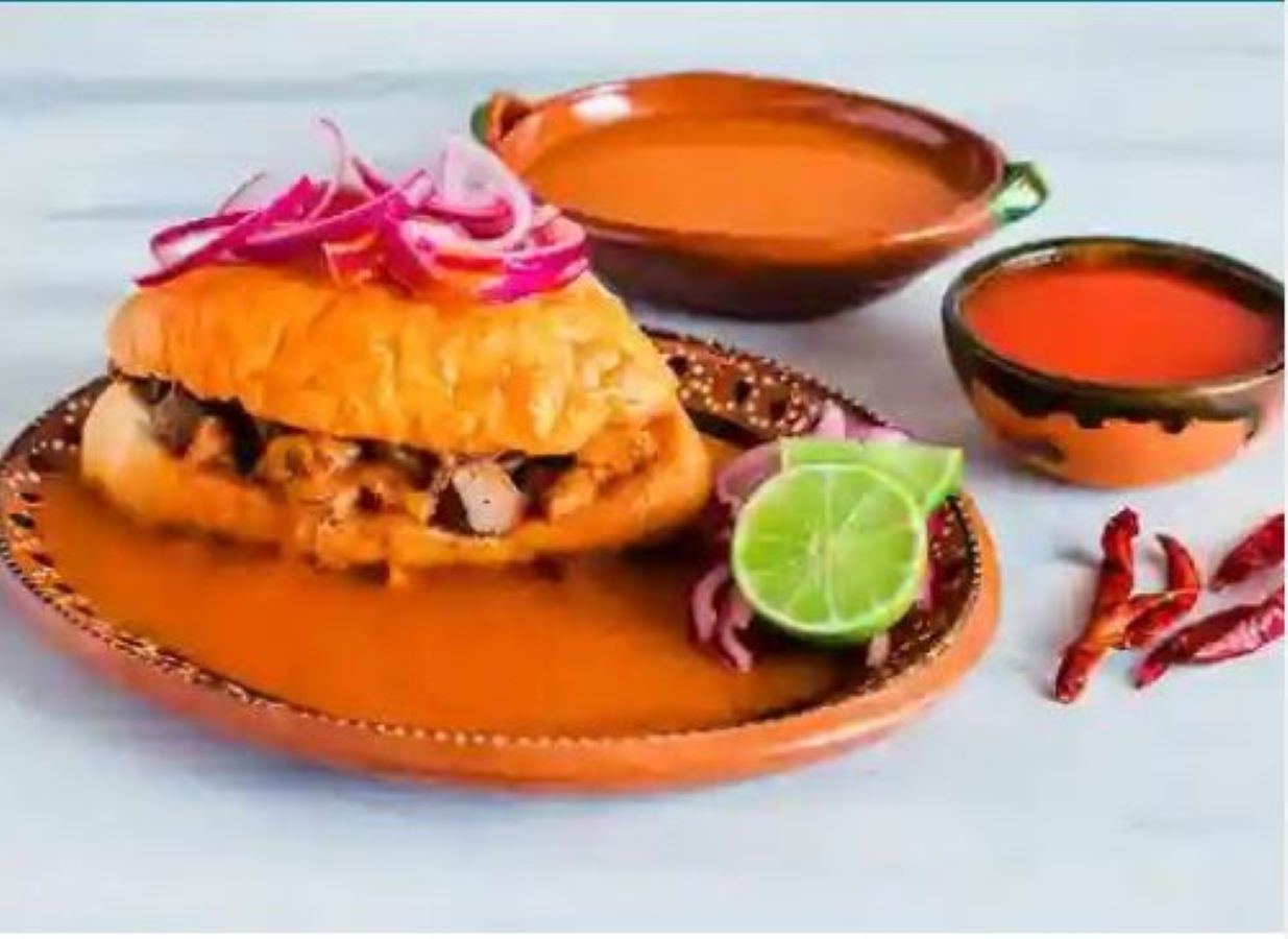 Torta de Carnitas