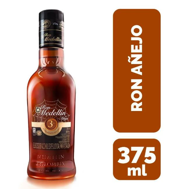 Ron Medellín Añejo 3 Años 375 ml
