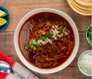 Consomé de Birria con Carne
