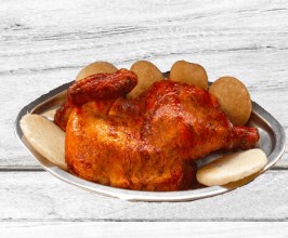 Medio Pollo Asado con papas, arepas y aji