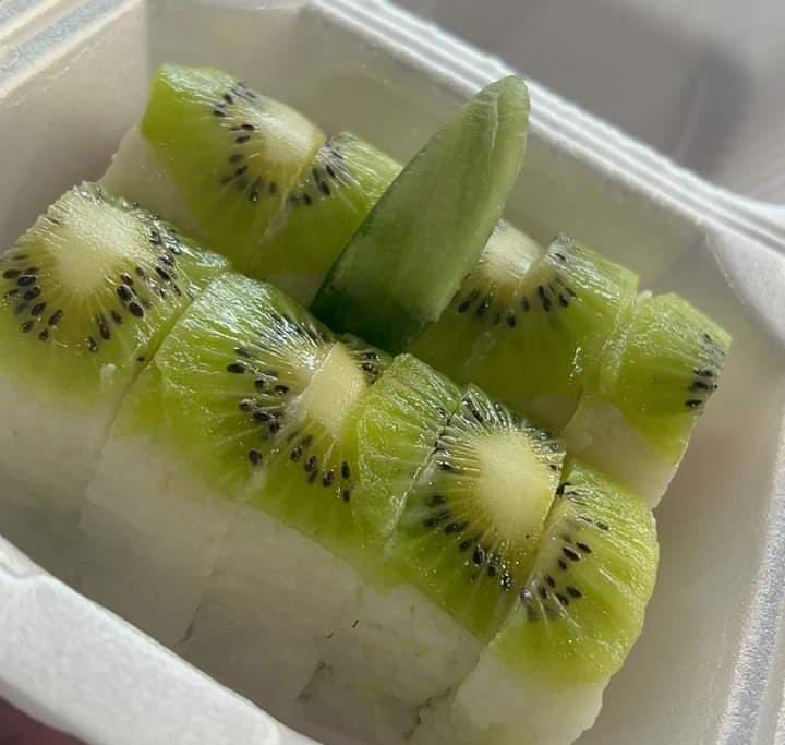 Tropicalon Roll
