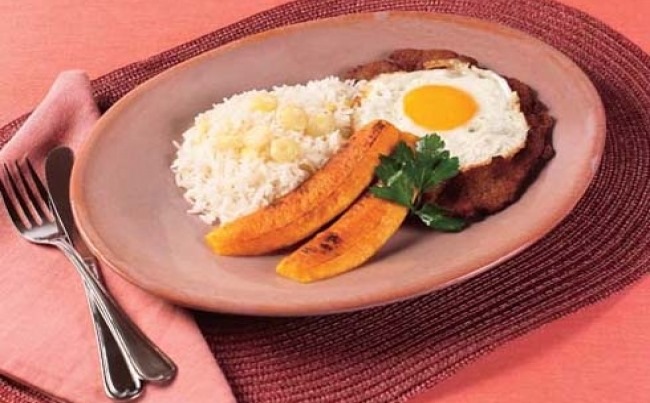 Bistec Apanado a lo Pobre
