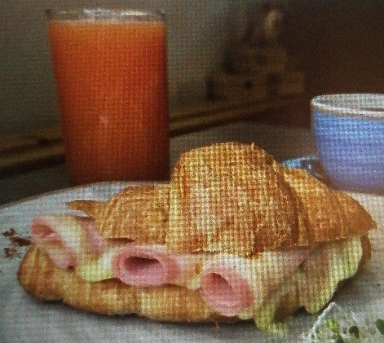 Duo Croissant más Jugo de Fruta