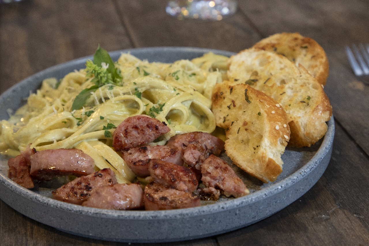 Pasta Mona al Burro