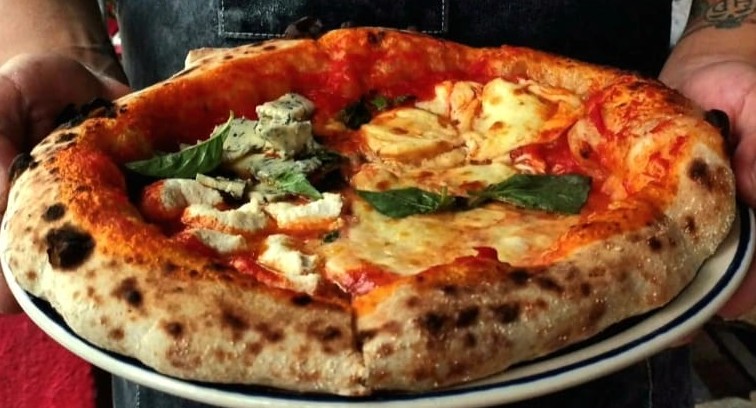 Pizza Chica de 15 a 20 cm (Variedad de sabores)