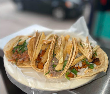 Tacos de Guisado