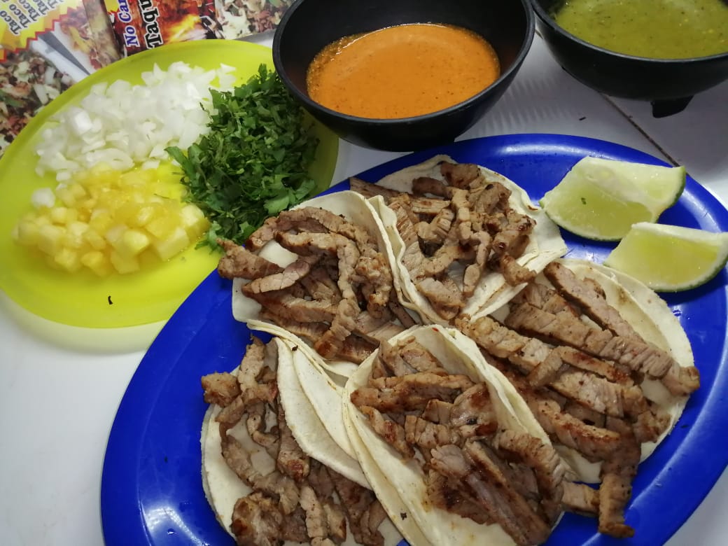 Taco De Bistec Chistorra Champiñón y Chorizo