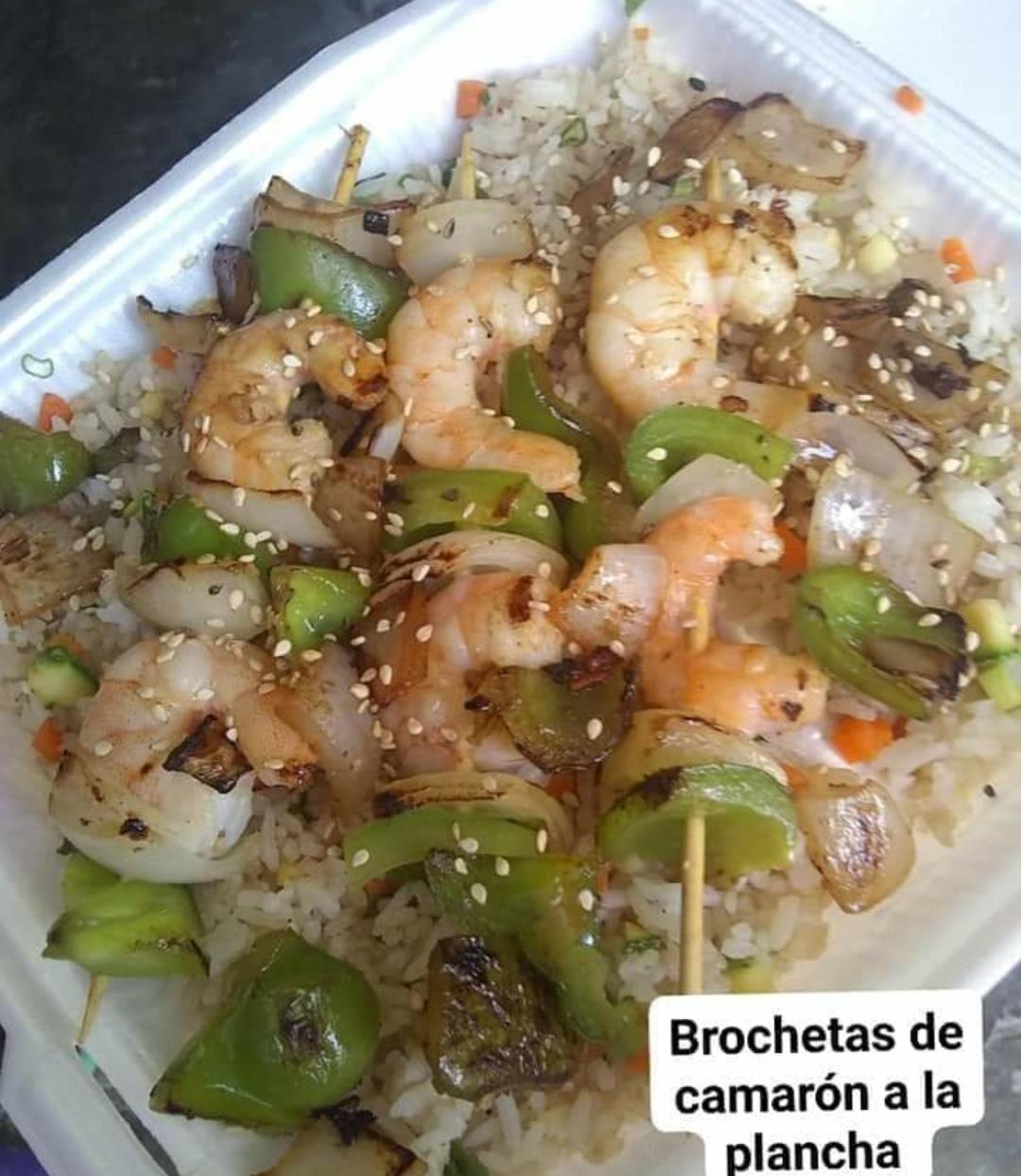 Brochetas de Camarón la Plancha