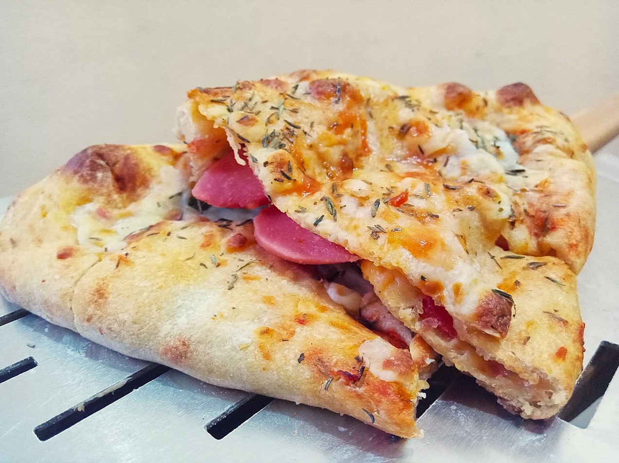 Calzone Hawaiano Mediana
