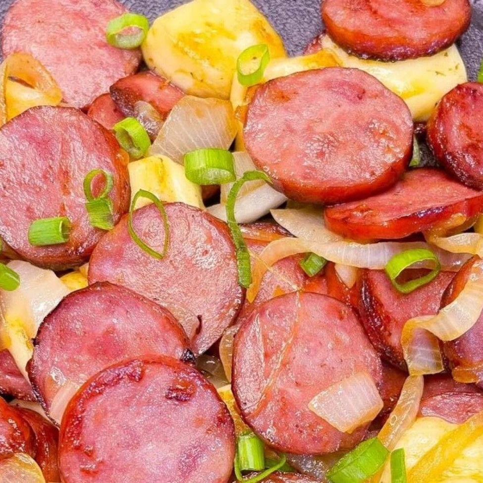 Prato Executivo. Acompanha arroz, feijão, farofa.