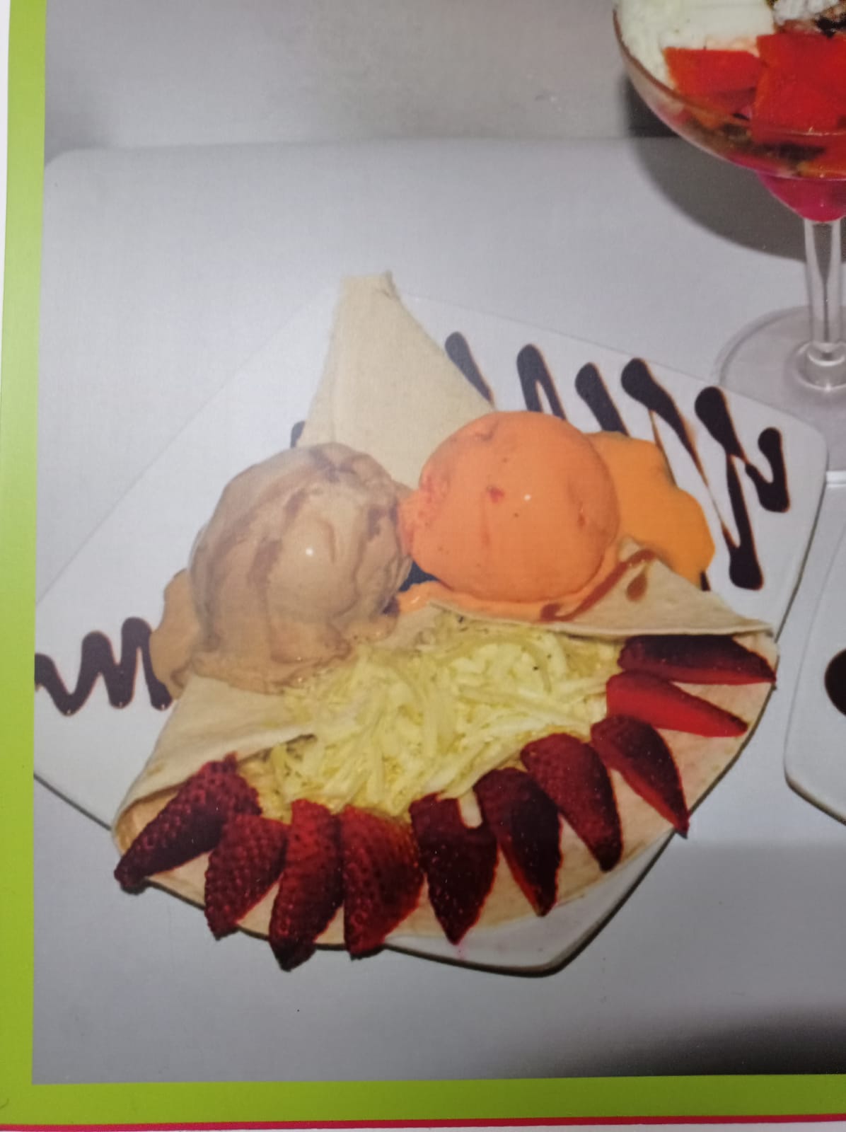Crepe de fresa.