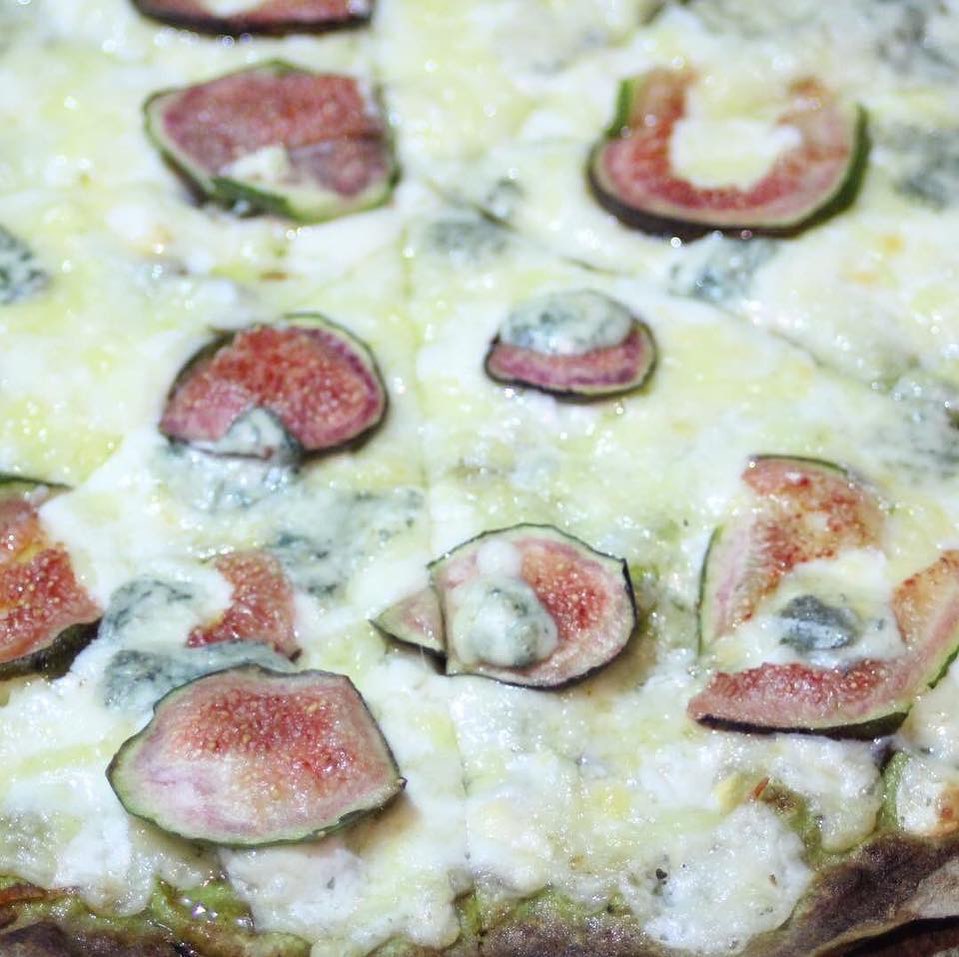 Pizza Higo con Queso Azul