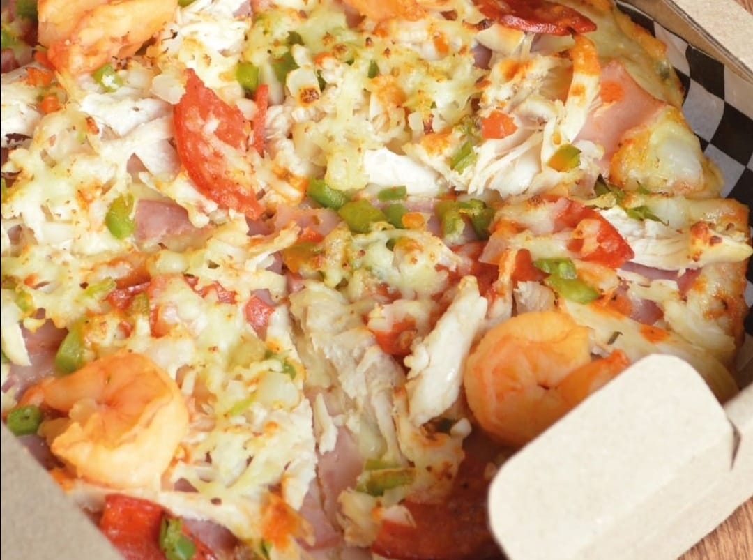 Pizza Especial Mediana Davotta Súper Especial