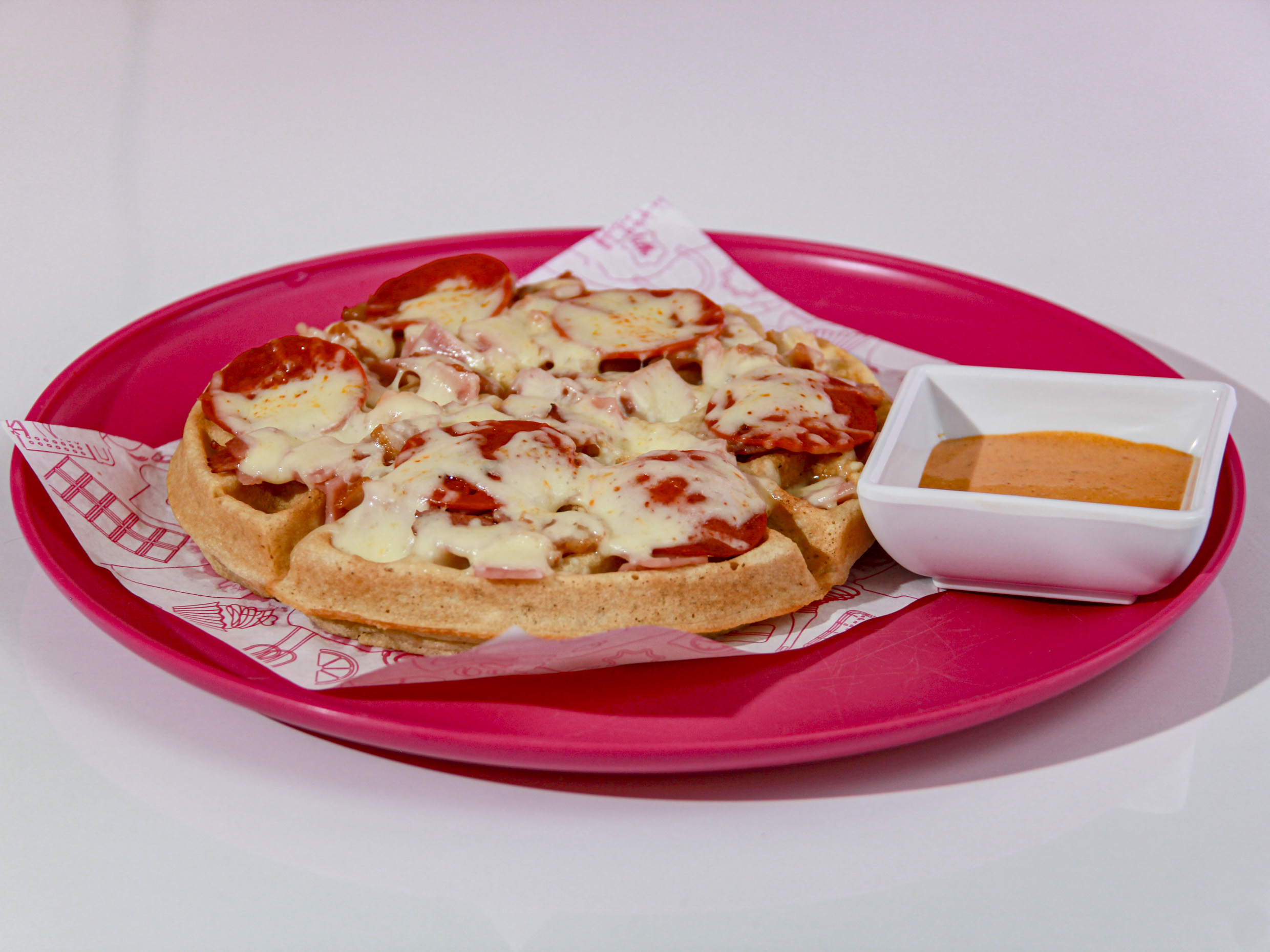 Waffle Carnes Frías