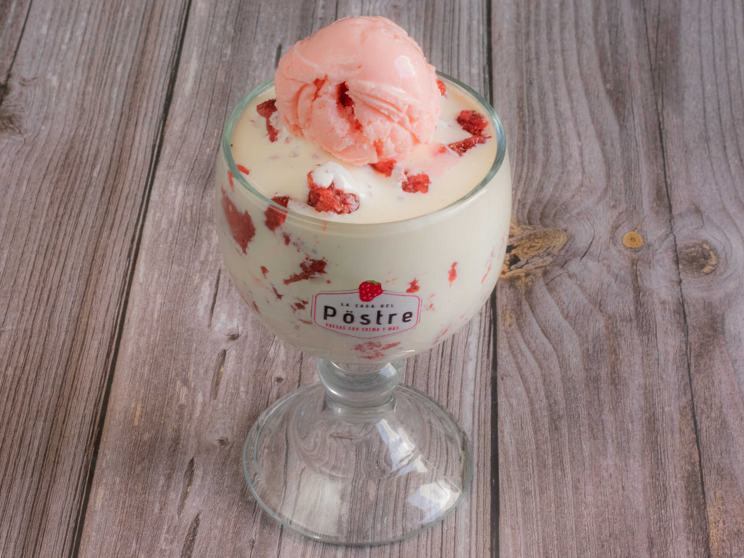Fresas con Crema y Nieve