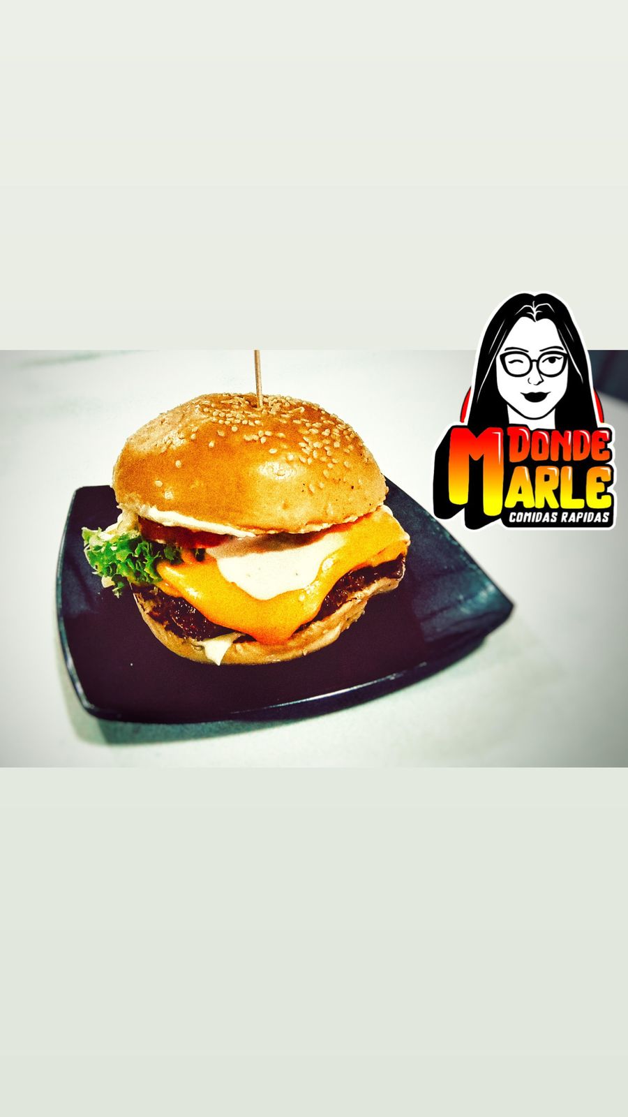Hamburguesa de Pollo + Gaseosa 250ml