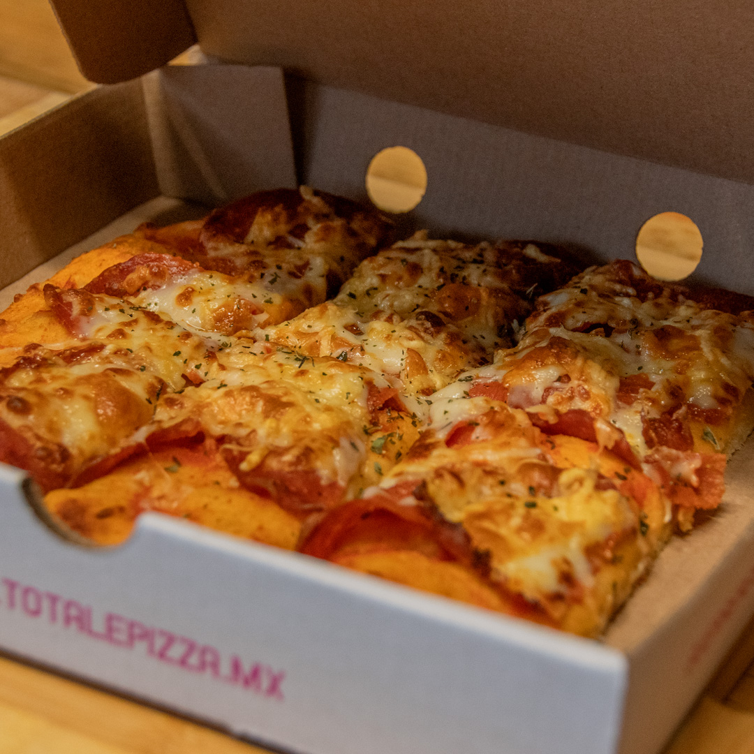 Pizza Diabolik Chica