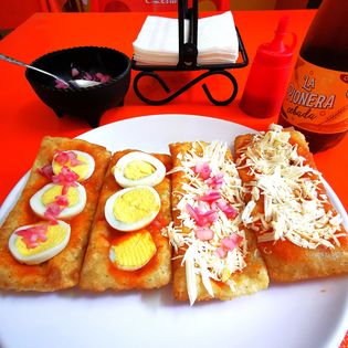 Enchilada Relleno Negro.
