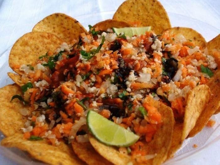 Tostitos con Ceviche de Sierra