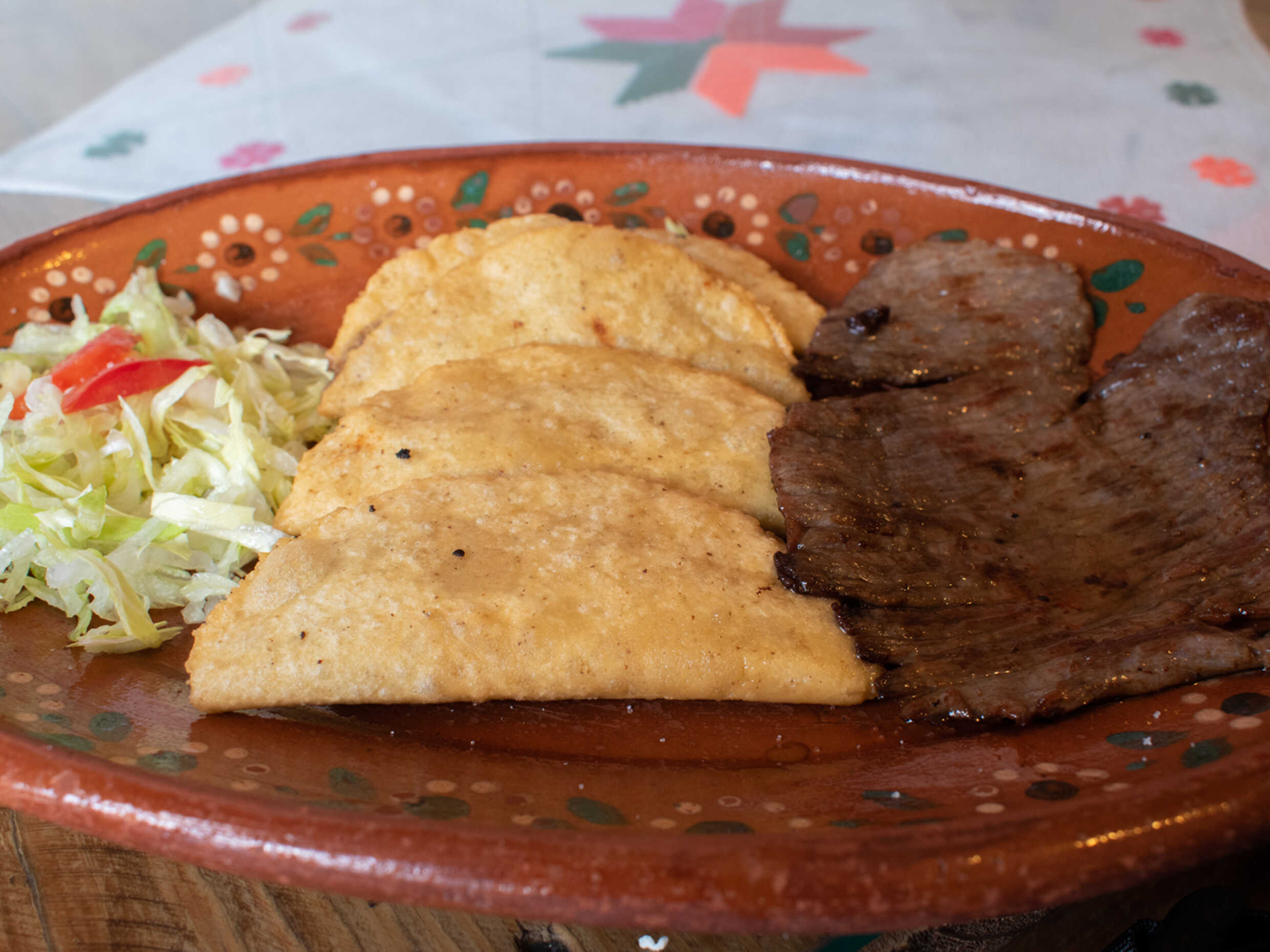 Quesadillas Fritas con Cecina (Media Orden con 4)