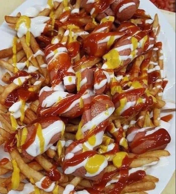 Salchipapas