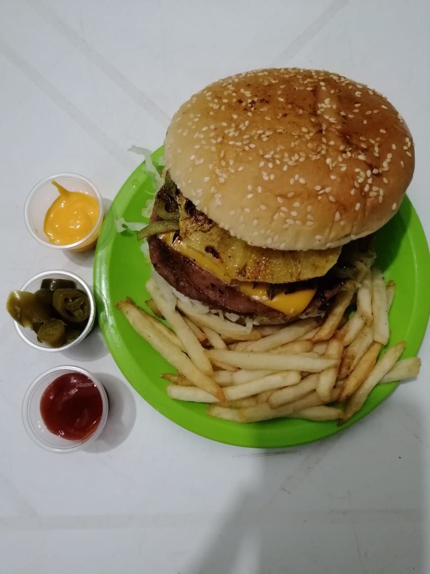 Hamburguesa Hawaiana