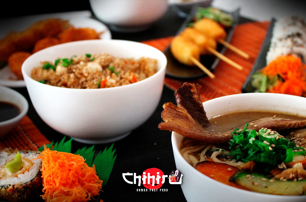 Yakimeshi con Pollo