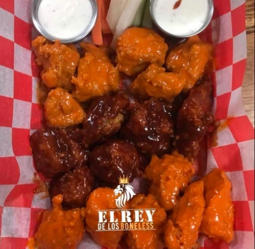Combo Promo de 15 Boneless+Papas Gajo+1 litro Té