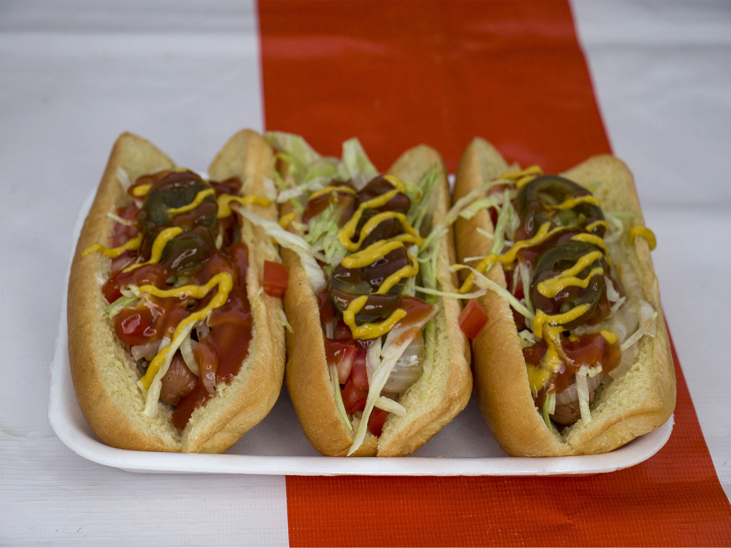 ORDEN DE 3 HOT-DOGS CON TOCINO