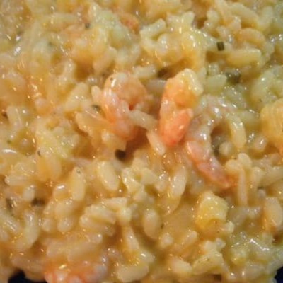 Todos os nosso risotos são elaborados com caldo de legumes feito na casa e fiarroz arborio finalizado com pamesão e mussarela(aproximadamente 600 grama)