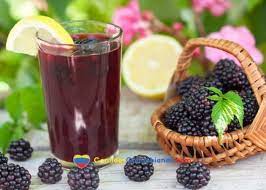 Jugos naturales en agua