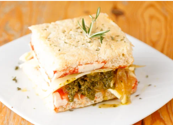 Sanduche en Focaccia Vegetariano.