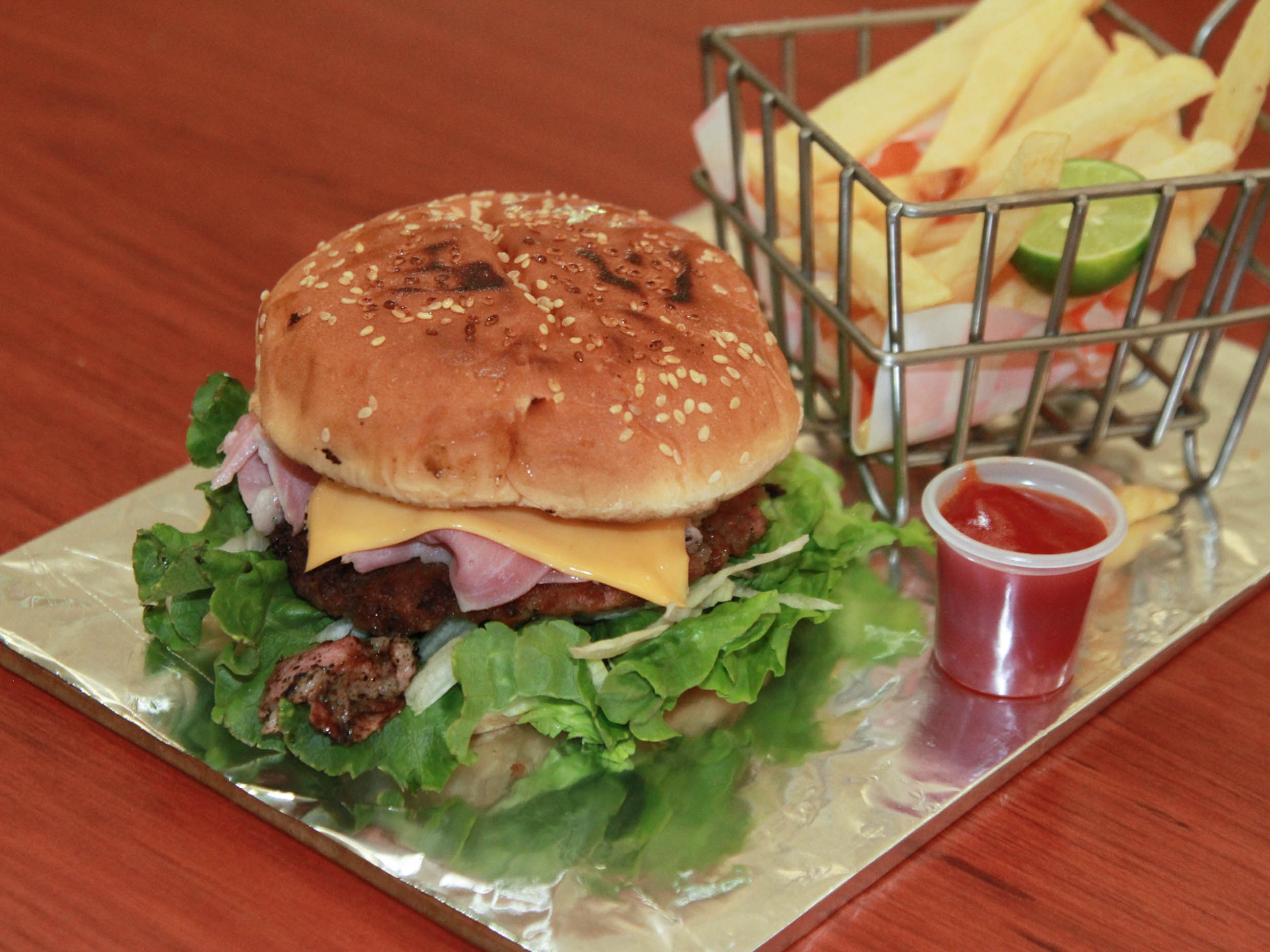Hamburguesa Clásica