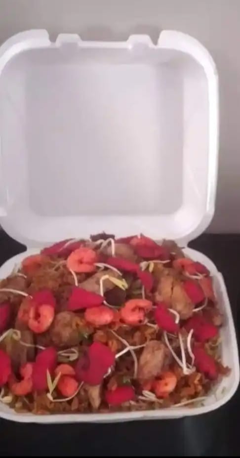 Arroz Frito Especial 1600 g Familiar + Gaseosa
