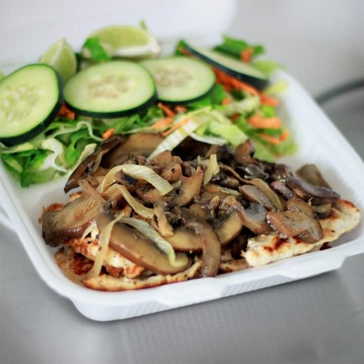 Pechuga con Champiñones Salteados