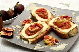 Panne Di Fichi e Formaggio