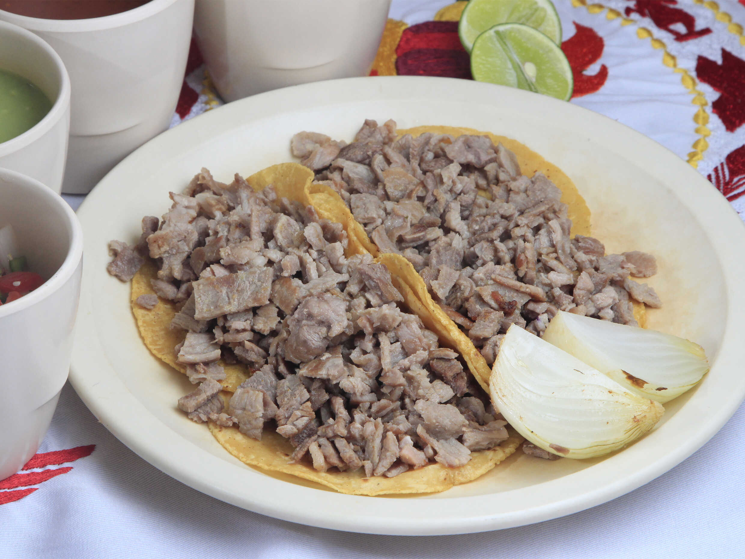 Orden de 4 Tacos Bistec Sin Queso