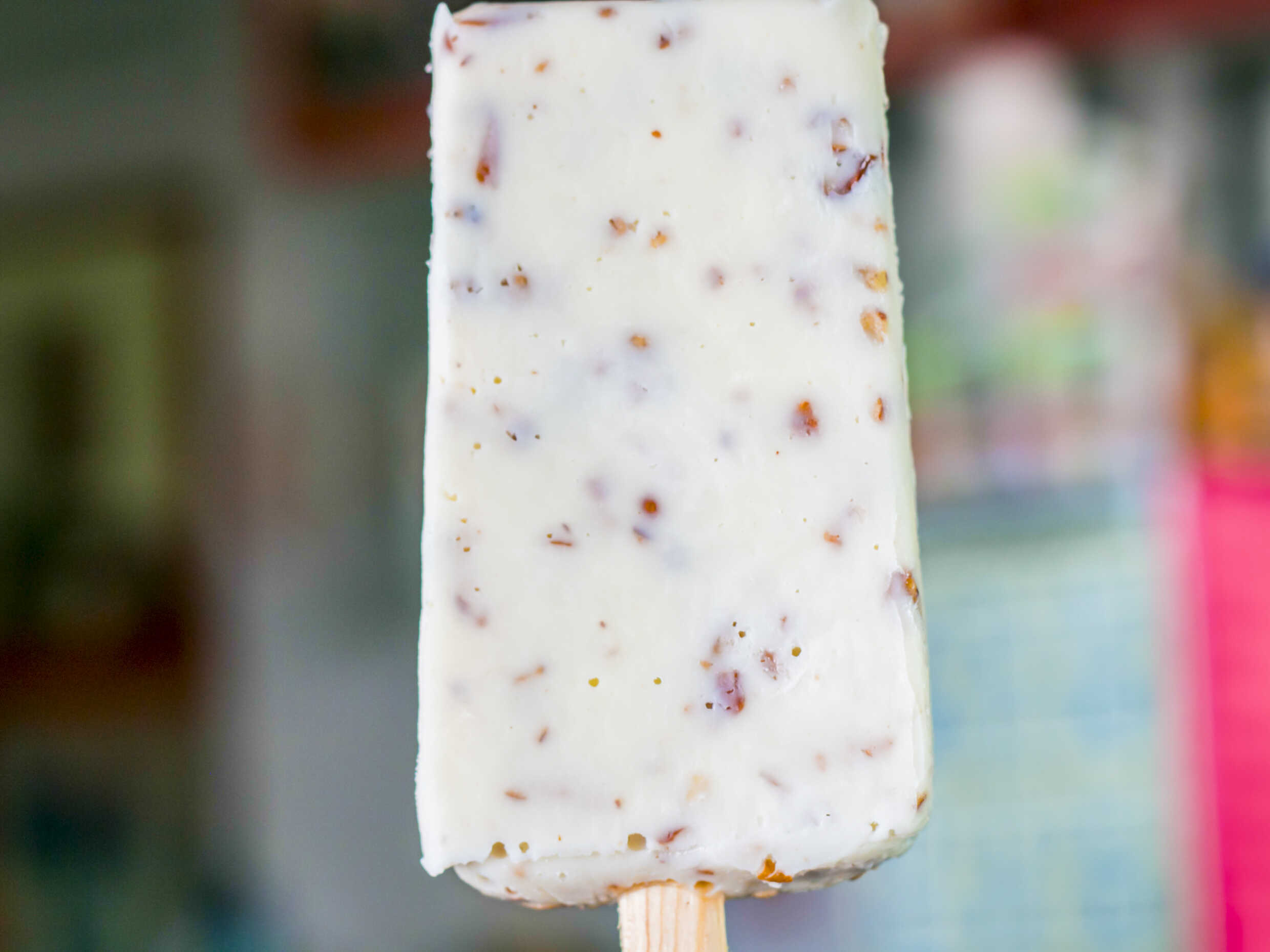 PALETA DE LECHE SABOR NUEZ (GRANILLO)