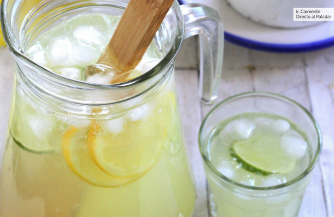 Agua Fresca de Limón