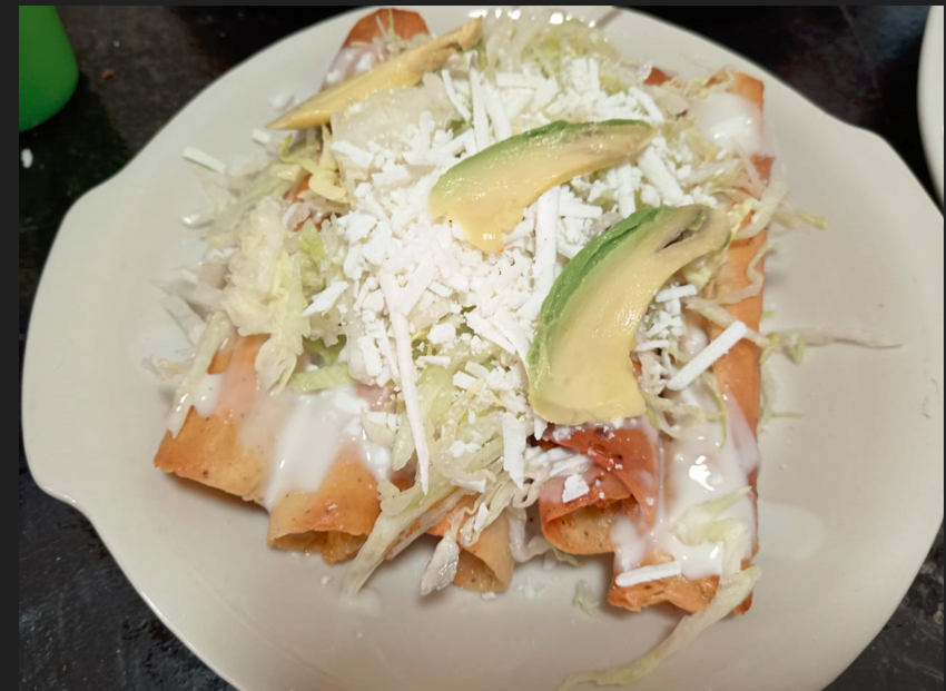 Pa'Tostadas y Dorados Combo Desayuno