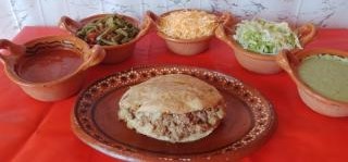 Gordita con Bistec