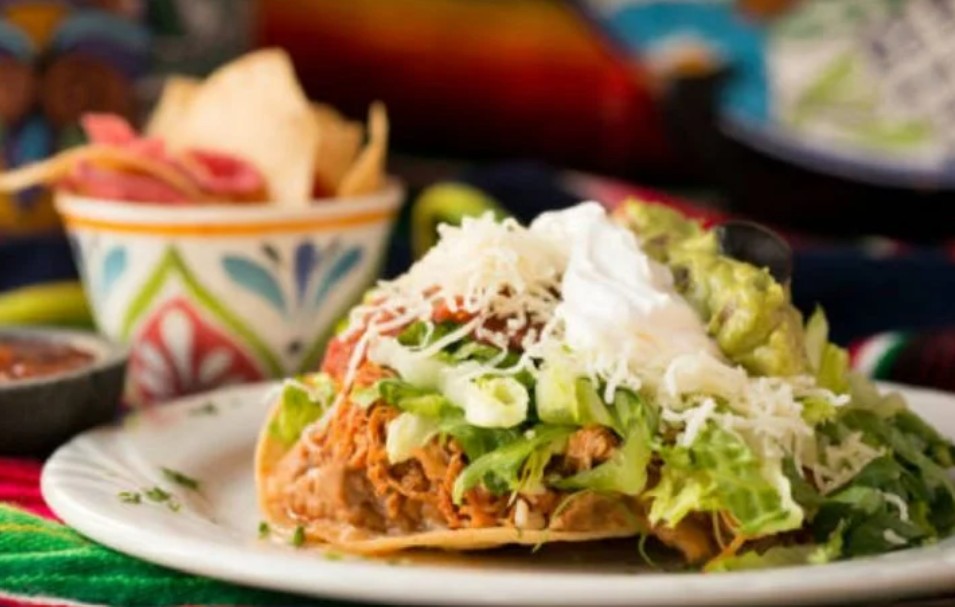 Tostadas de Deshebrada