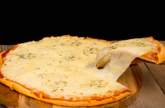 Pizza Tres Quesos